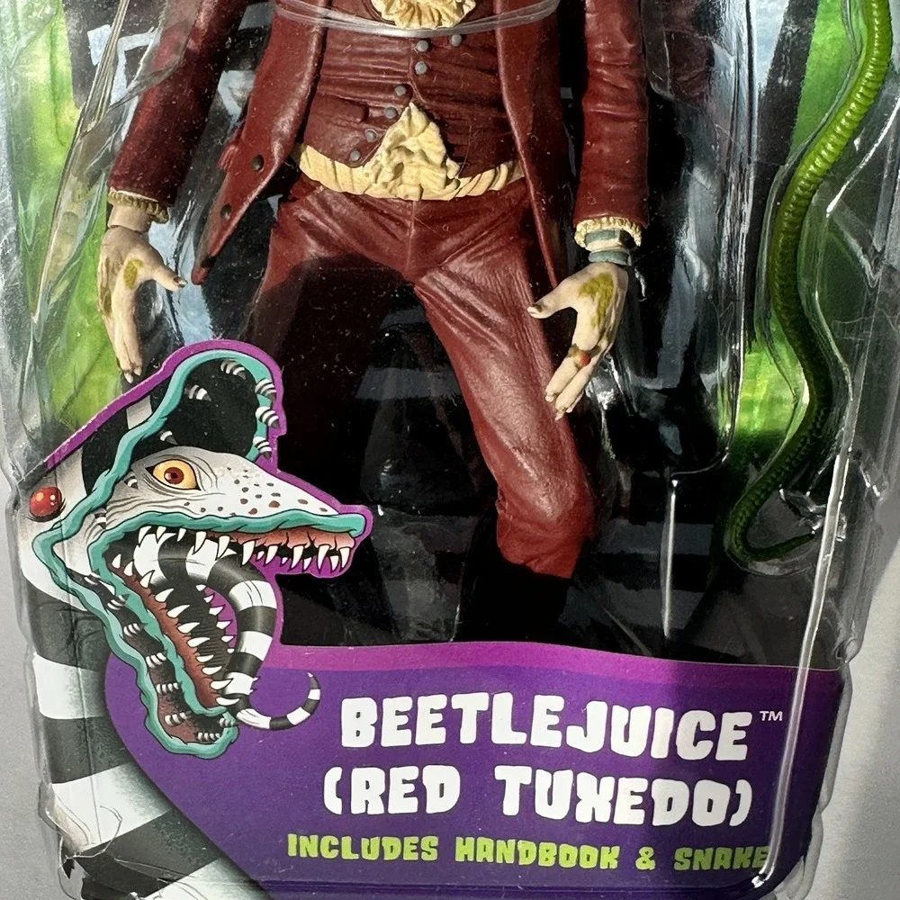 NECA‎ Beetlejuice Red Tuxedo Action Figure 7